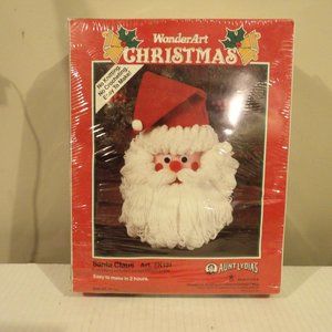 + Caron Int'l Aunt Lydia's Yarn Kit Wonder Art Craft Santa Claus Christmas K131